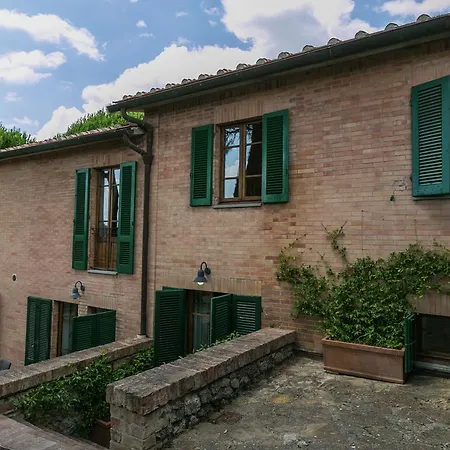 Будинок відпочинку In With Pool And Tuscan Views Сієна